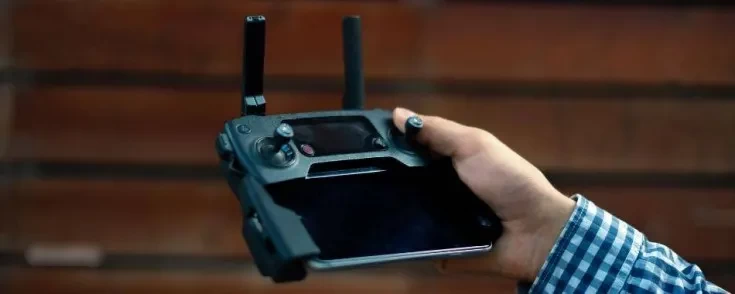 can you fly a drone without wi fi or cell service explained